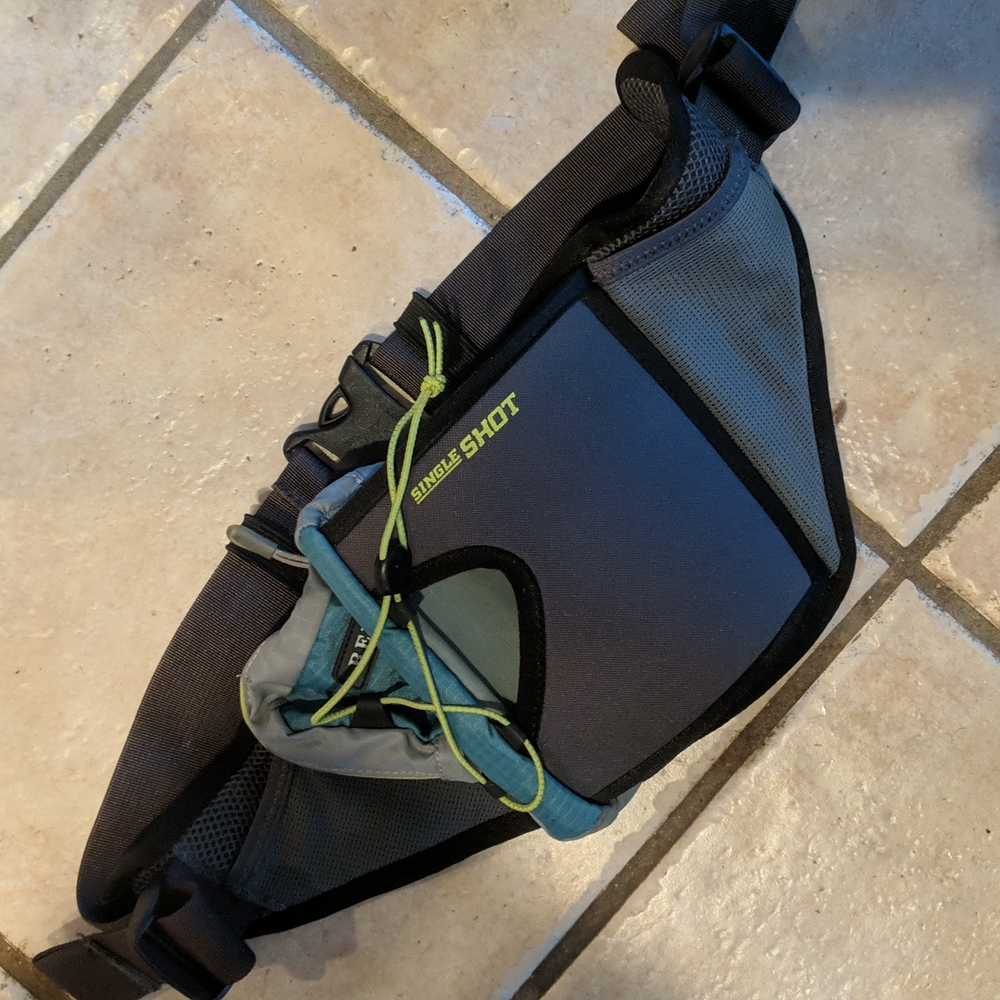 REI Single Shot Hiking Belt - Picture 2 of 4